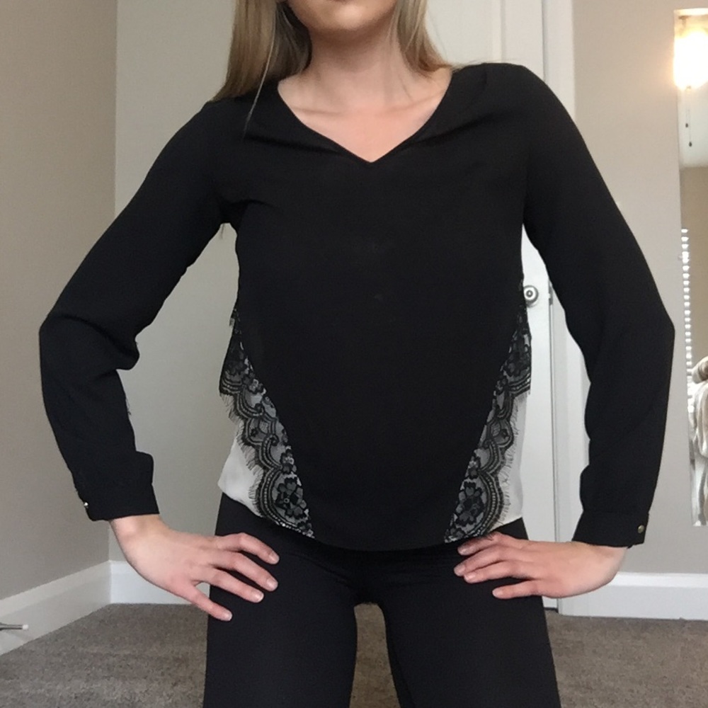 Lightweight blouse - Picture 3 of 4